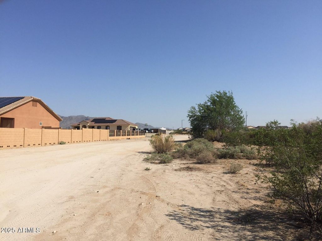 199XX W Edgemont Avenue 4, Buckeye, AZ 85396 — photo 3