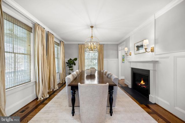 323 S WEST ST, Falls Church, VA 22046