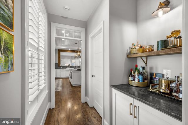 323 S WEST ST, Falls Church, VA 22046