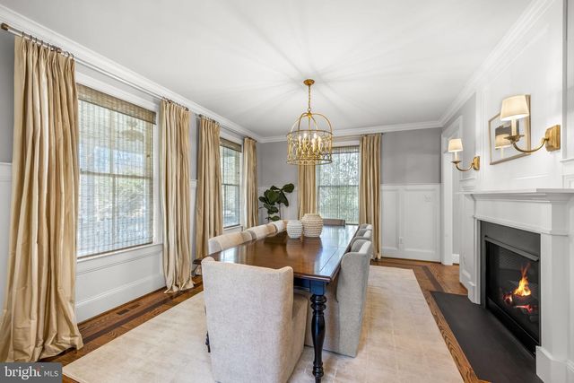 323 S WEST ST, Falls Church, VA 22046