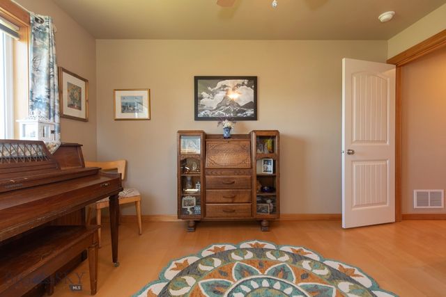 516 Circle F Trail, Bozeman, MT 59718