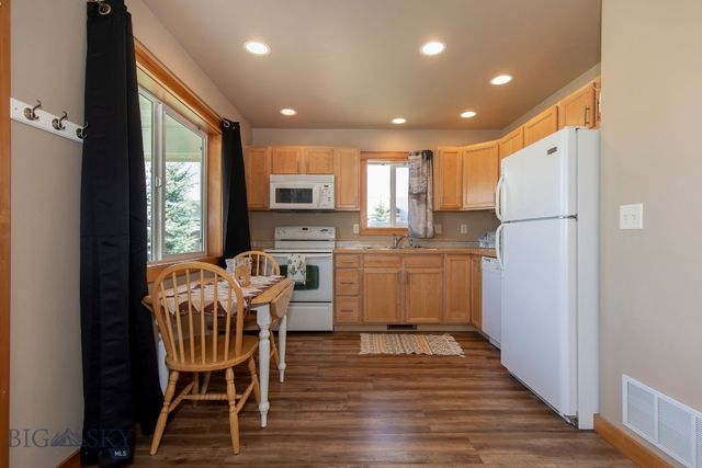 516 Circle F Trail, Bozeman, MT 59718