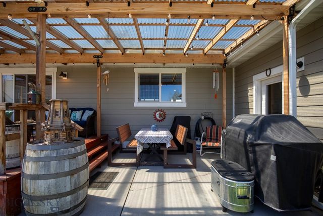 516 Circle F Trail, Bozeman, MT 59718