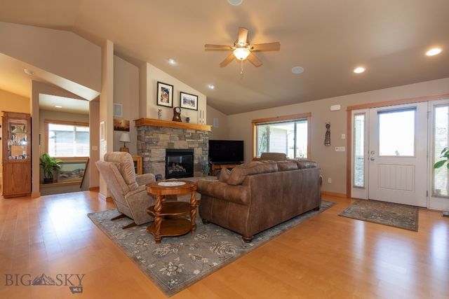516 Circle F Trail, Bozeman, MT 59718