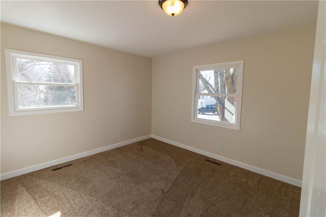 207 N 16th Street, Savannah, MO 64485