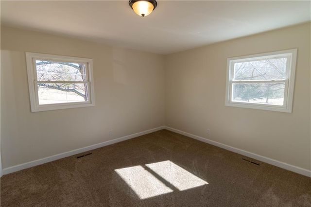 207 N 16th Street, Savannah, MO 64485