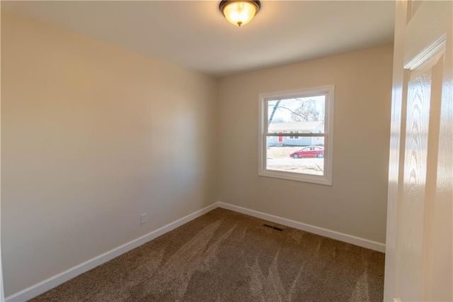 207 N 16th Street, Savannah, MO 64485