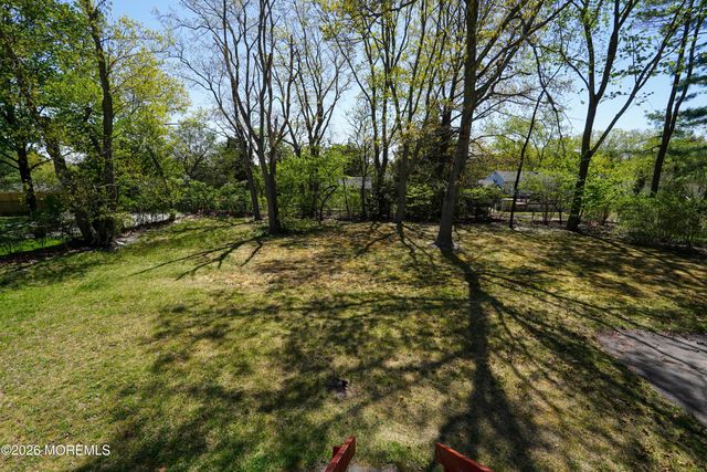 9 Newport Drive, Howell, NJ 07731