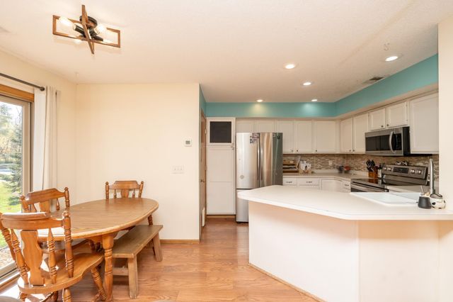 1124 Bristol Lane, Farmington, MN 55024