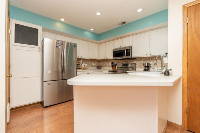 1124 Bristol Lane, Farmington, MN 55024