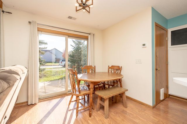 1124 Bristol Lane, Farmington, MN 55024