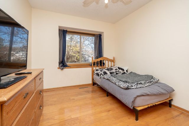 1124 Bristol Lane, Farmington, MN 55024