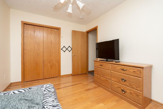 1124 Bristol Lane, Farmington, MN 55024