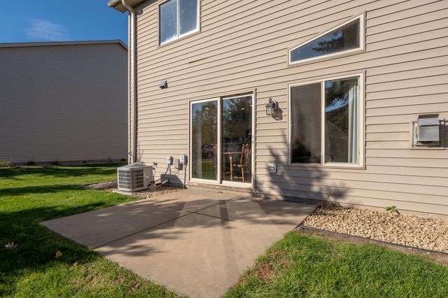 1124 Bristol Lane, Farmington, MN 55024