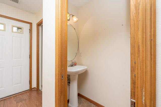 1124 Bristol Lane, Farmington, MN 55024