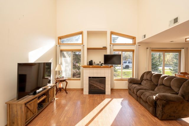 1124 Bristol Lane, Farmington, MN 55024