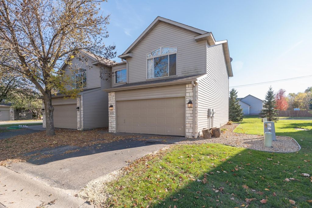 1124 Bristol Lane, Farmington, MN 55024