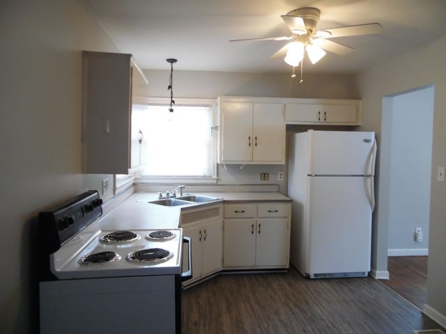 2325 Maplewood Drive, Lexington, KY 40503