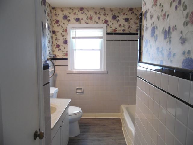 2325 Maplewood Drive, Lexington, KY 40503