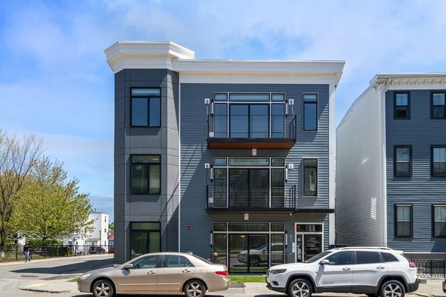 142 Pleasant Street, Boston, MA 02125