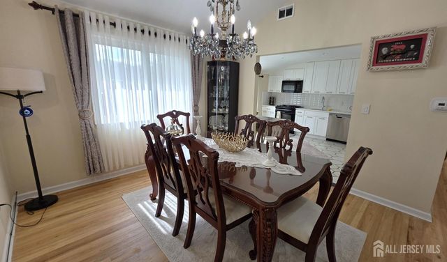 37 valley vale Drive, Old Bridge, NJ 08857