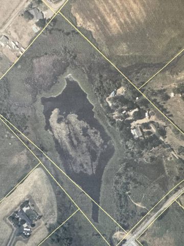 22148 Lone Tree Road, Anderson, CA 96007