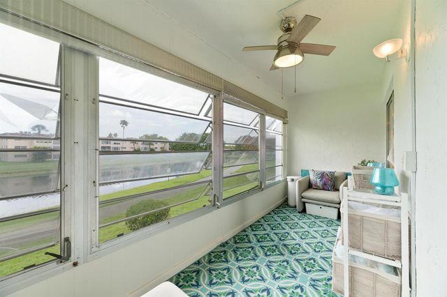 32 Abbey Lane 205, Delray Beach, FL 33446
