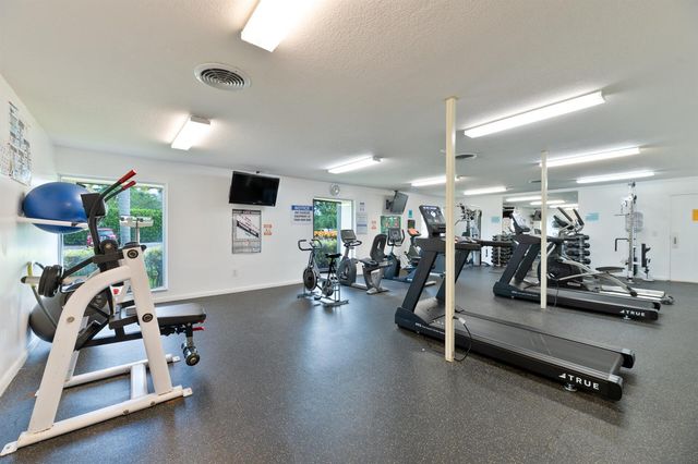 32 Abbey Lane 205, Delray Beach, FL 33446