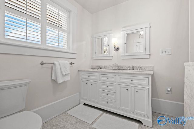 212 Argyle Circle, Gadsden, AL 35901