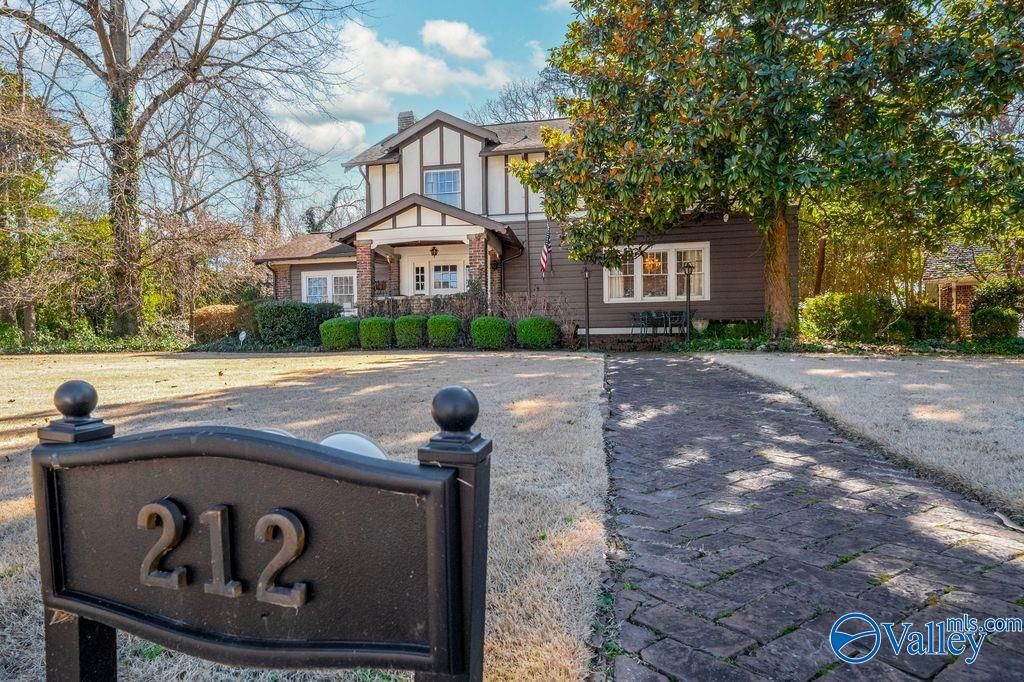 212 Argyle Circle, Gadsden, AL 35901
