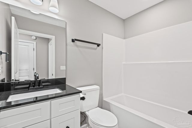 5936 Clark Rd, Milton, FL 32570