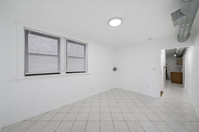 2448 N Keeler Avenue Garden, Chicago, IL 60639