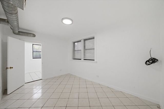 2448 N Keeler Avenue Garden, Chicago, IL 60639