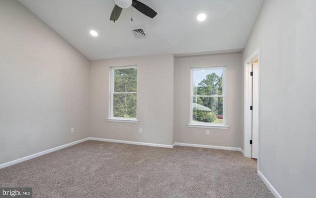 409 CRESCENT BLVD, Millville, NJ 08332