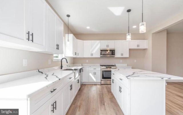 409 CRESCENT BLVD, Millville, NJ 08332