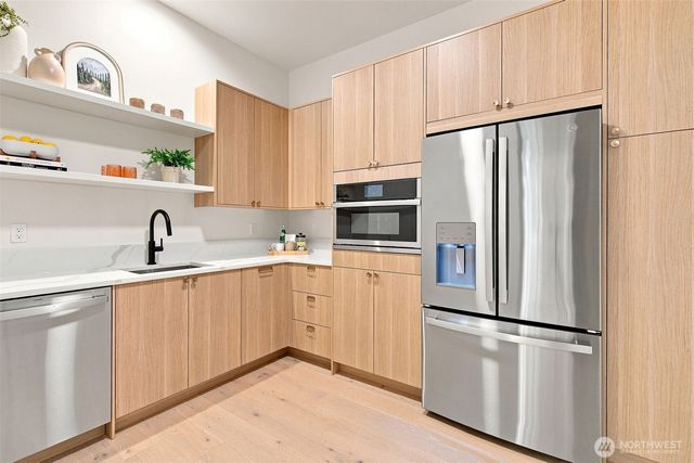 6702 123rd Avenue NE, Kirkland, WA 98033