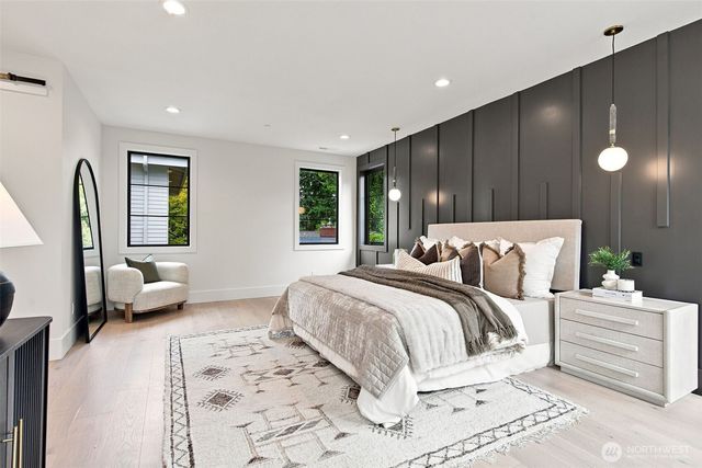 6702 123rd Avenue NE, Kirkland, WA 98033