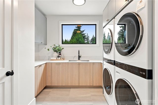 6702 123rd Avenue NE, Kirkland, WA 98033