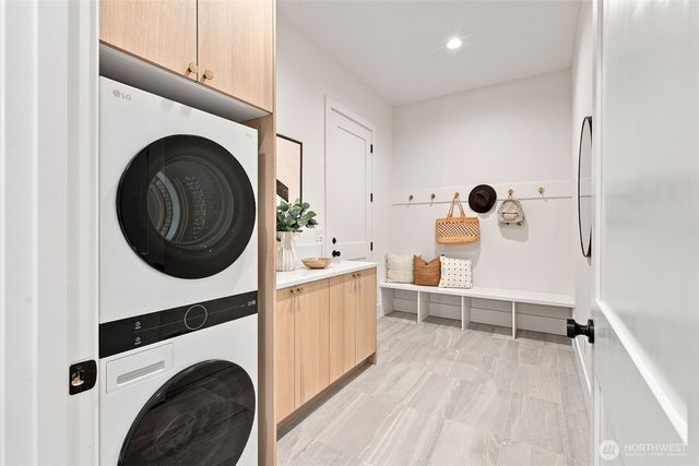 6702 123rd Avenue NE, Kirkland, WA 98033
