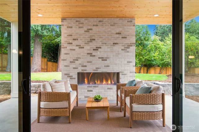 6702 123rd Avenue NE, Kirkland, WA 98033