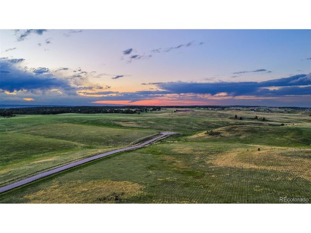 30333 Kootney St, Elizabeth, CO 80107