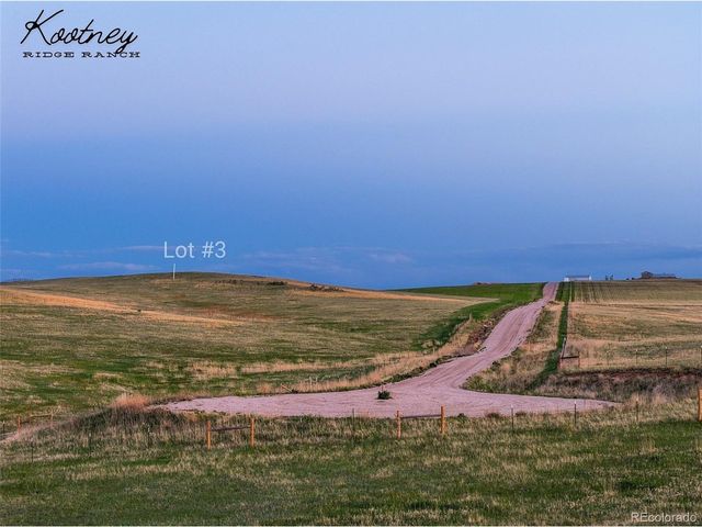 30333 Kootney St, Elizabeth, CO 80107