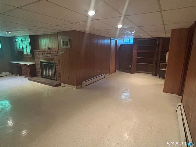 28 Clearview Circle, Naugatuck, CT 06770