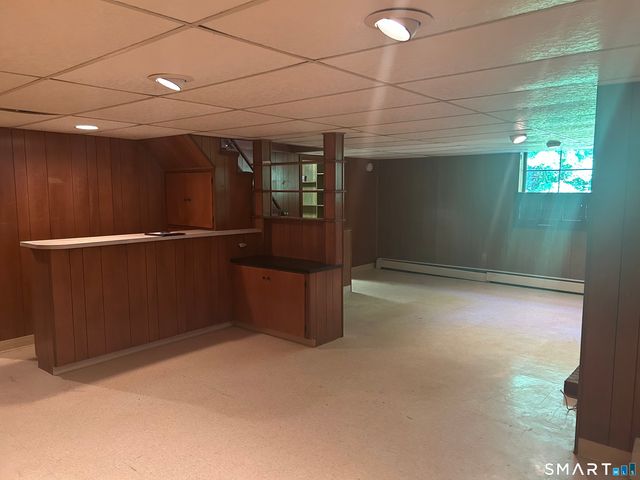 28 Clearview Circle, Naugatuck, CT 06770