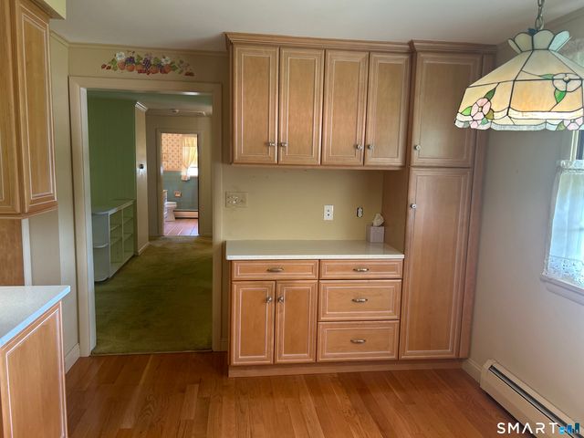 28 Clearview Circle, Naugatuck, CT 06770