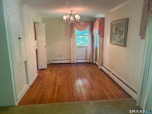 28 Clearview Circle, Naugatuck, CT 06770