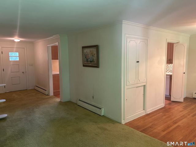 28 Clearview Circle, Naugatuck, CT 06770