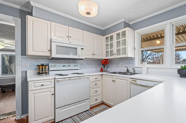 3323 Fisk Road, Cookeville, TN 38506