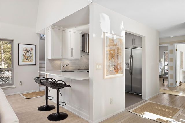 11 Sandown Court, Wainscott, NY 11975