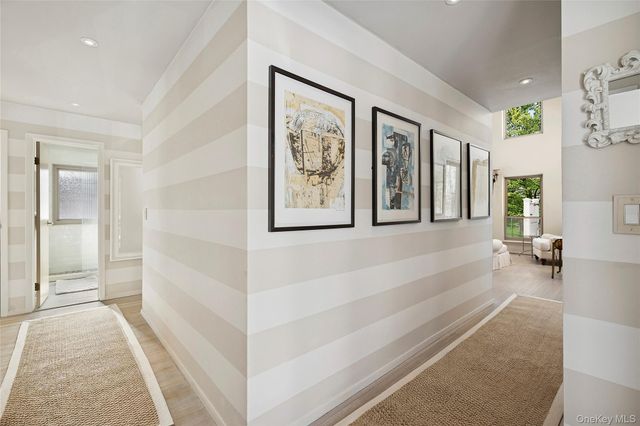 11 Sandown Court, Wainscott, NY 11975